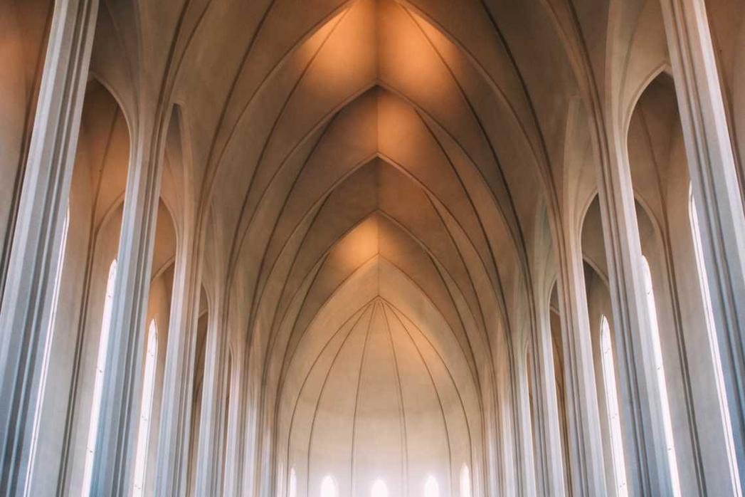 Quia omnis quod maiores aut